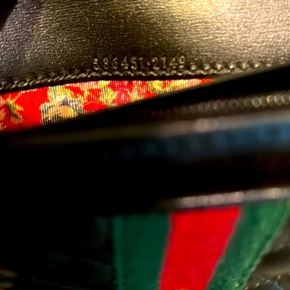 NWOT GUCCI WALLET💗💗💗FULL INCLUSION💗 - Picture 4 of 9